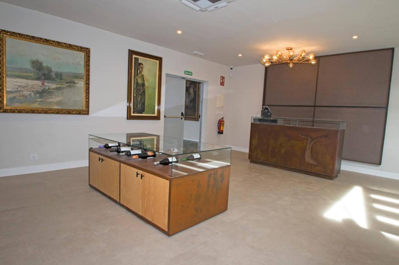 Hotel Tierras De Cebreros Eksteriør billede